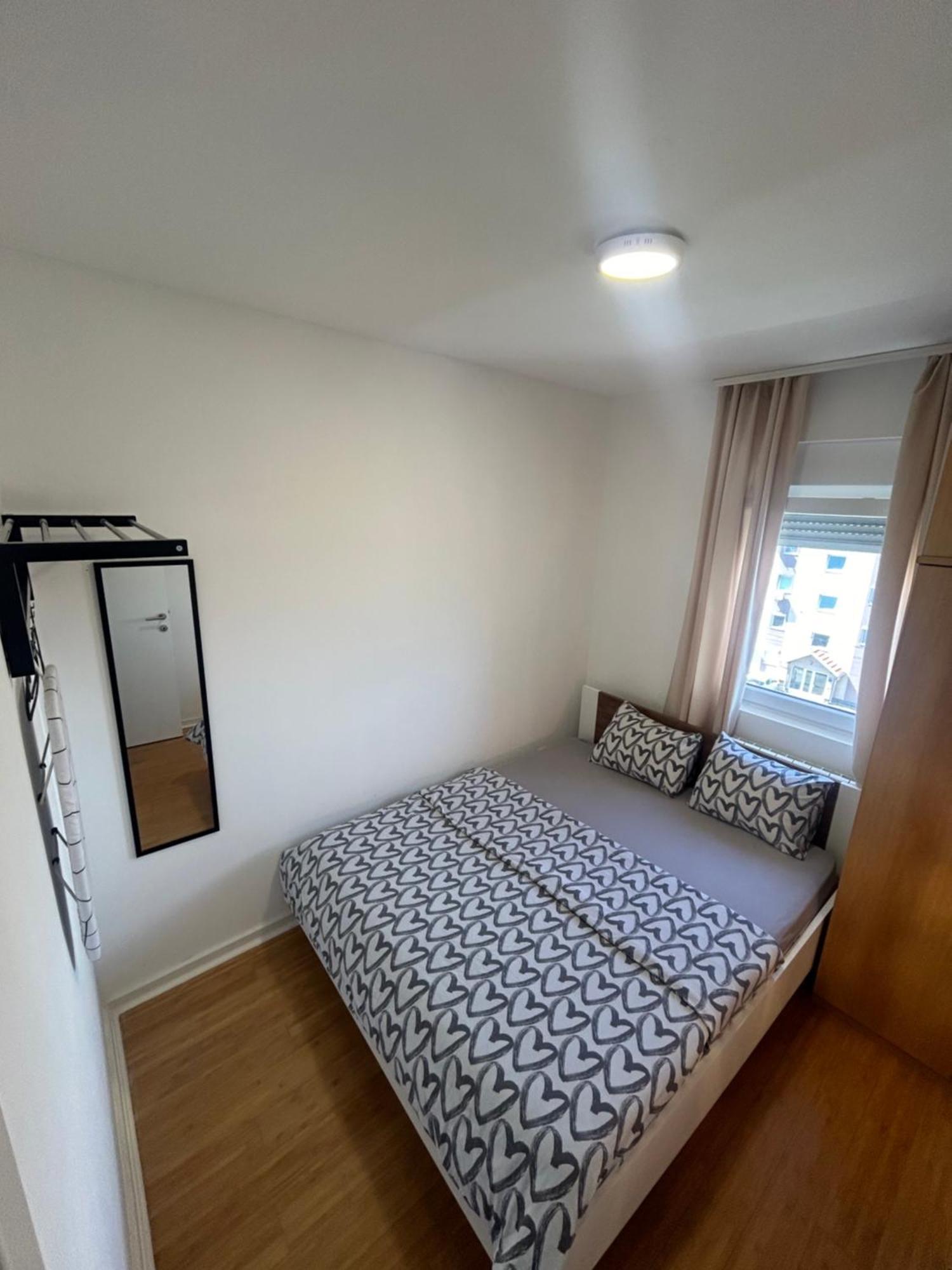 Apartment Delete 4
